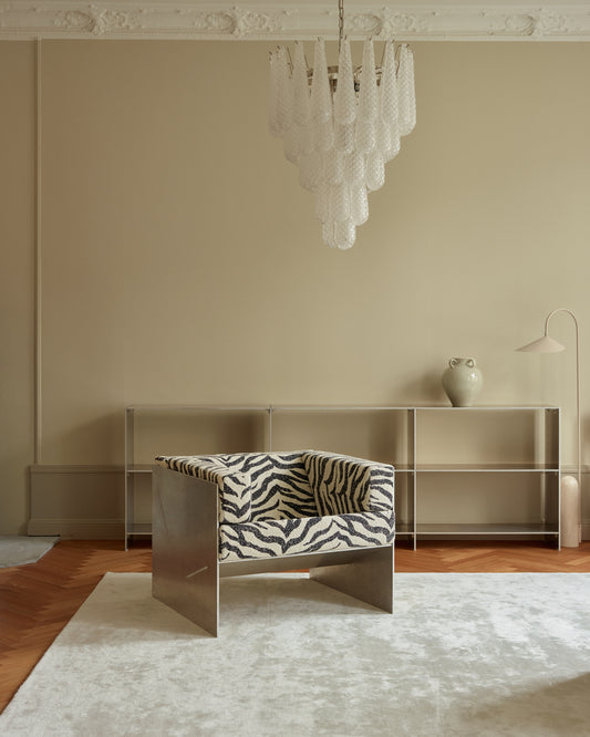 10:05 Lounge Chair