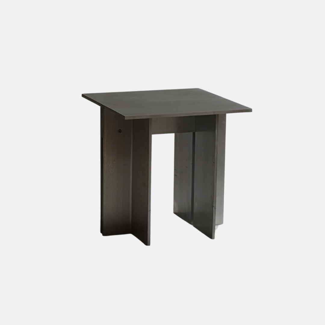 Vinkel Side Table