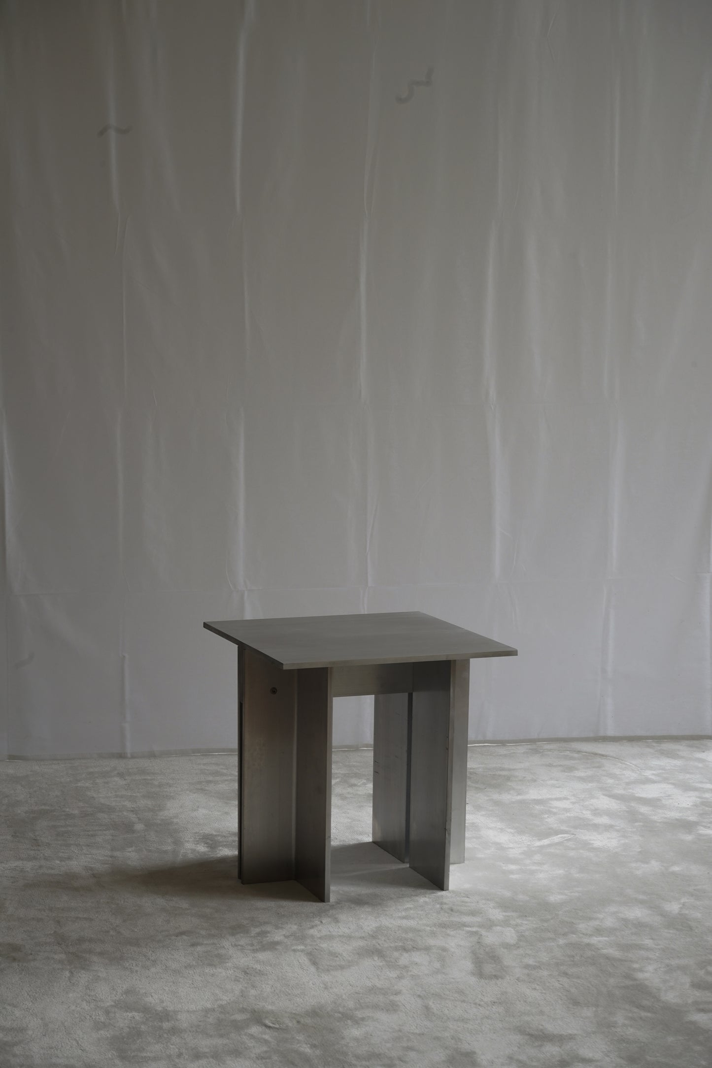 Vinkel Side Table