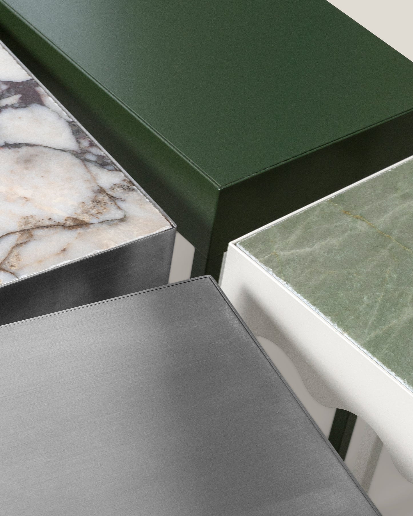 LH016 - Side table