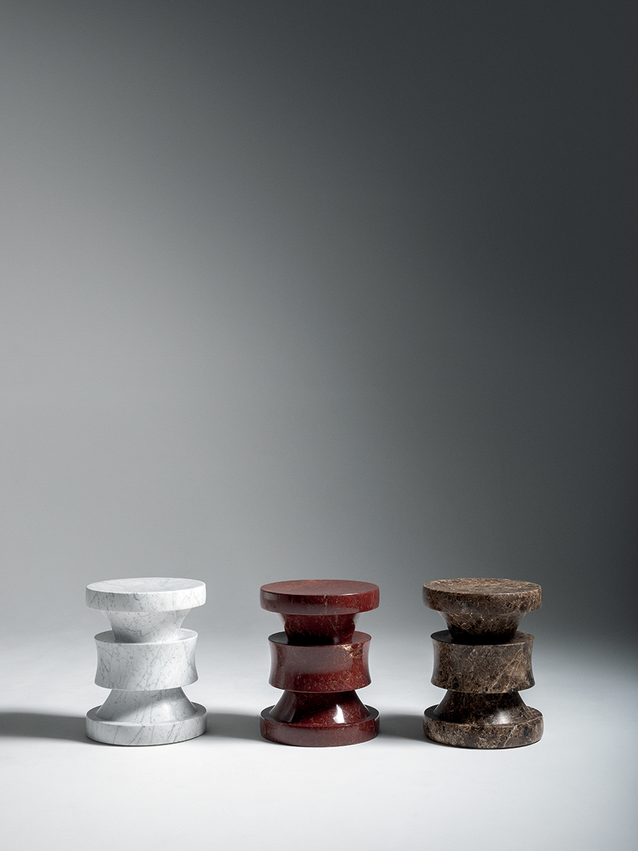 Barth Stool i Carrara